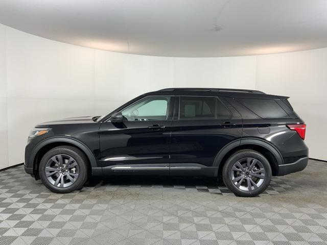 new 2025 Ford Explorer car, priced at $46,672