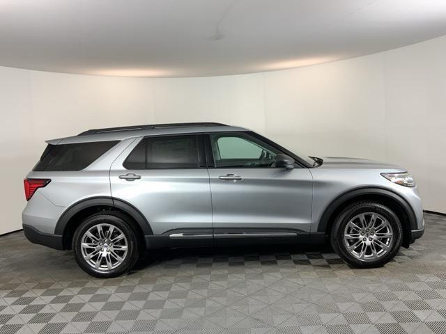 new 2025 Ford Explorer car, priced at $46,819