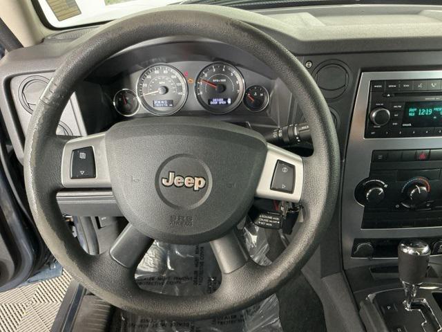 used 2008 Jeep Commander car, priced at $6,971