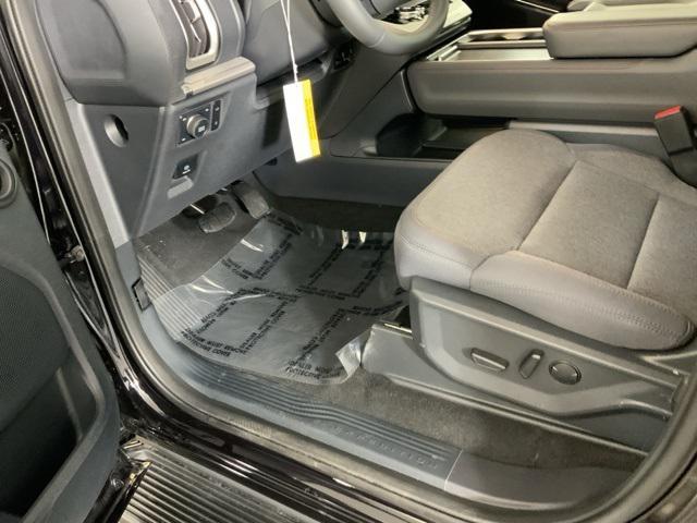 new 2025 Ford Expedition car, priced at $67,400