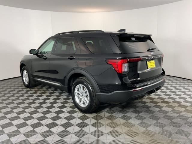 new 2025 Ford Explorer car, priced at $39,748