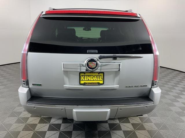 used 2010 Cadillac Escalade car, priced at $12,971