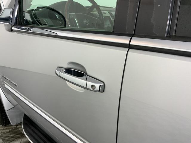 used 2010 Cadillac Escalade car, priced at $12,971