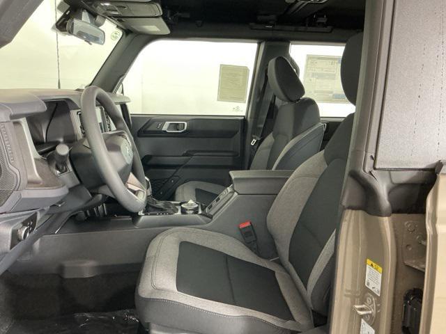 new 2025 Ford Bronco car, priced at $50,644