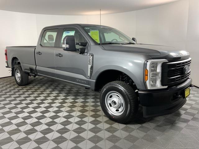 new 2025 Ford F-250 car, priced at $63,400