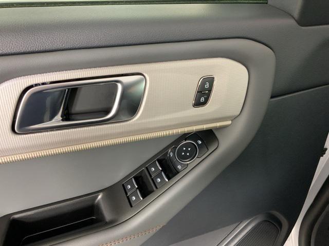 new 2025 Ford Explorer car, priced at $46,150