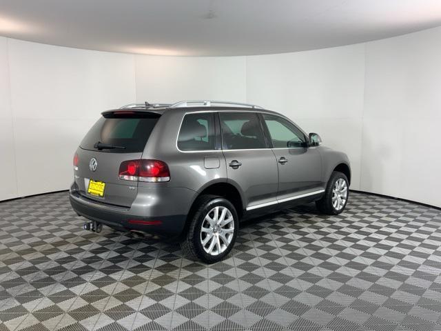 used 2008 Volkswagen Touareg 2 car, priced at $8,971