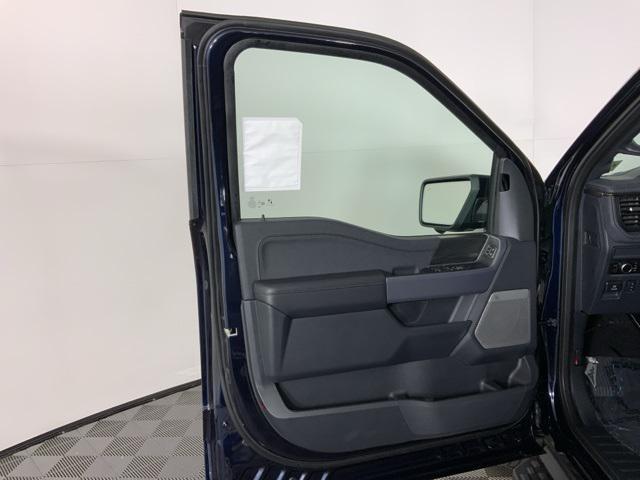 new 2025 Ford F-150 Lightning car, priced at $76,904