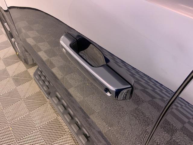 new 2025 Ford F-150 Lightning car, priced at $76,904