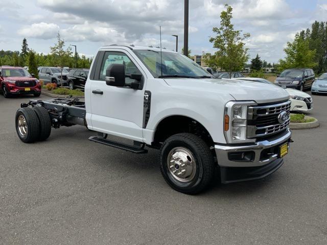 new 2025 Ford F-350 car, priced at $59,835