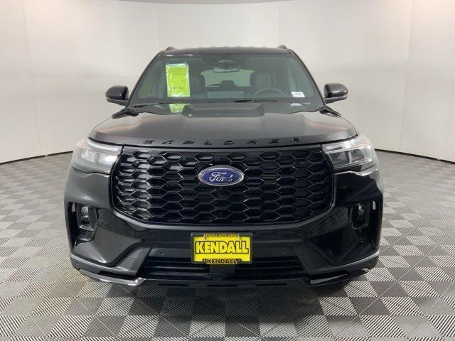 new 2025 Ford Explorer car, priced at $47,261