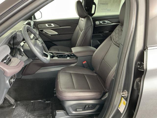 new 2025 Ford Explorer car, priced at $57,500
