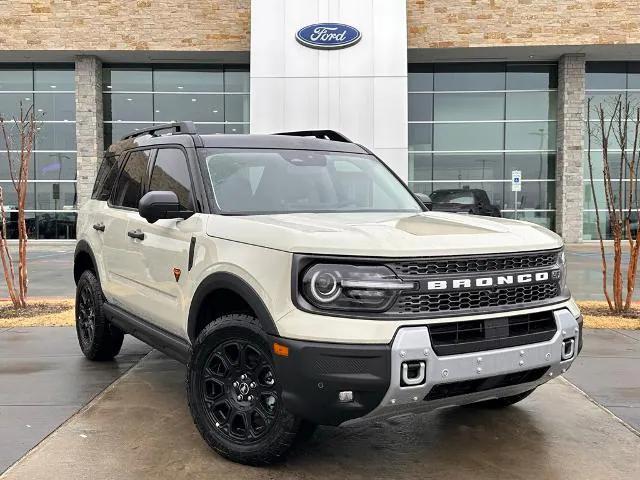 new 2025 Ford Bronco Sport car, priced at $39,302