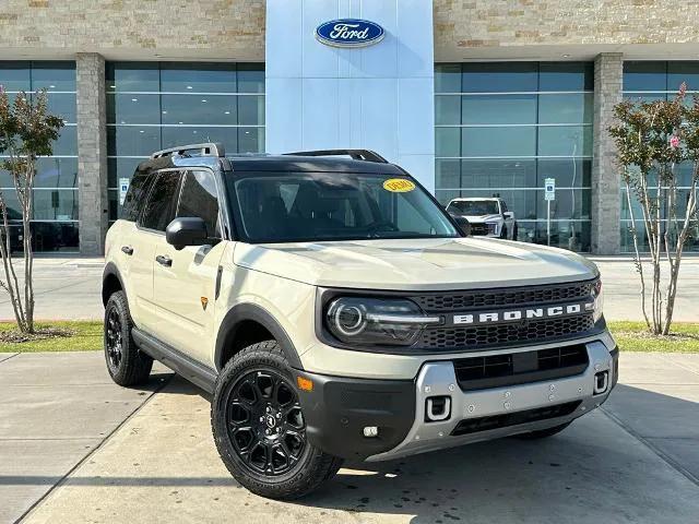 new 2025 Ford Bronco Sport car, priced at $39,302