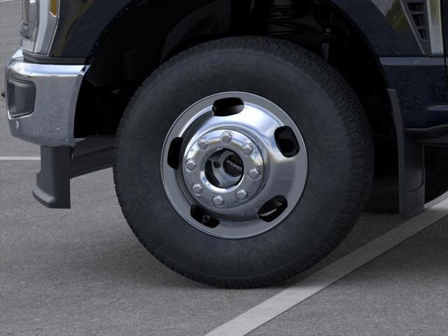 new 2025 Ford F-350 car, priced at $81,436