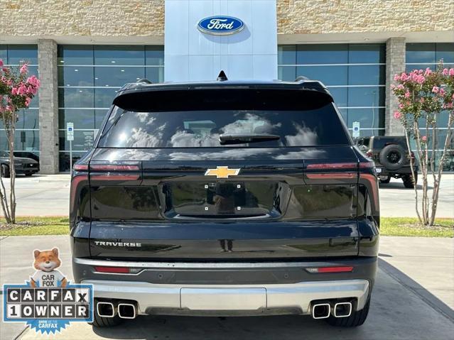 used 2025 Chevrolet Traverse car, priced at $40,899