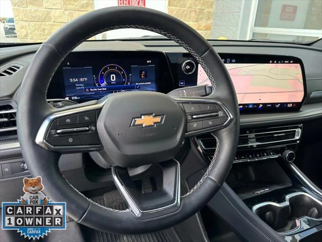 used 2025 Chevrolet Traverse car, priced at $40,899