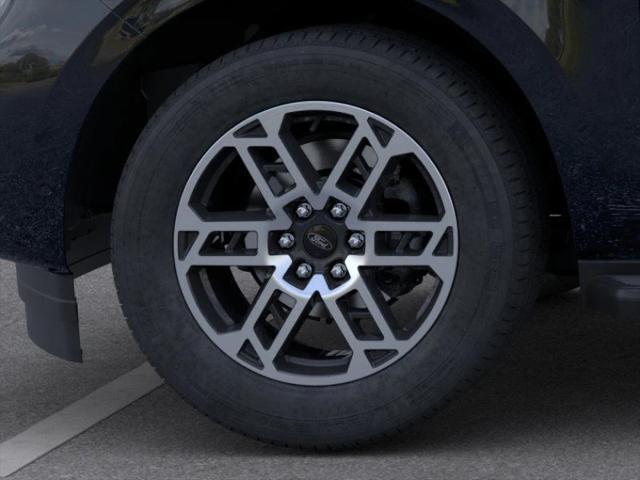 new 2025 Ford Expedition car, priced at $68,705