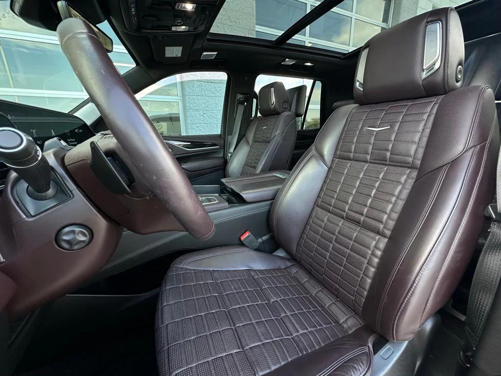used 2023 Cadillac Escalade car, priced at $78,995