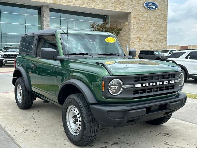 new 2025 Ford Bronco car, priced at $39,748