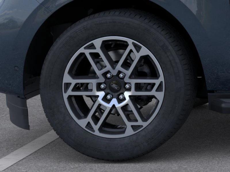 new 2025 Ford Expedition car, priced at $69,970