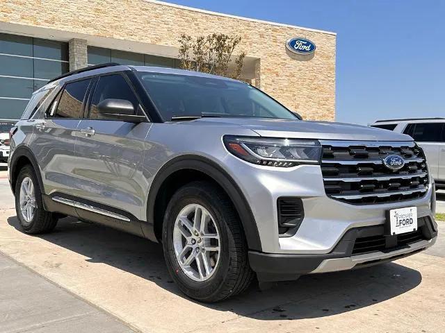 new 2025 Ford Explorer car, priced at $36,220