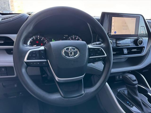 used 2023 Toyota Highlander car, priced at $32,000