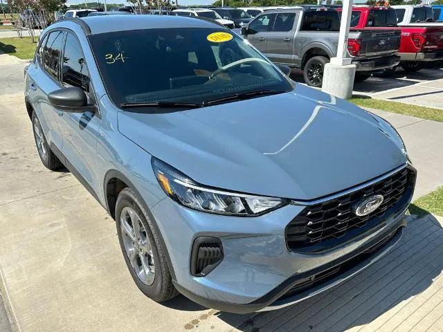 new 2025 Ford Escape car, priced at $33,069
