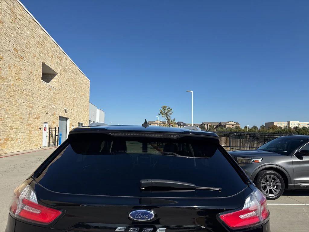 used 2022 Ford Edge car, priced at $27,995