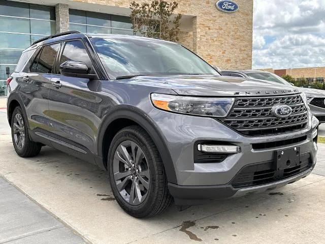 new 2024 Ford Explorer car, priced at $39,775