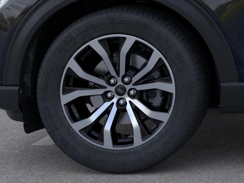 new 2025 Ford Explorer car, priced at $40,431