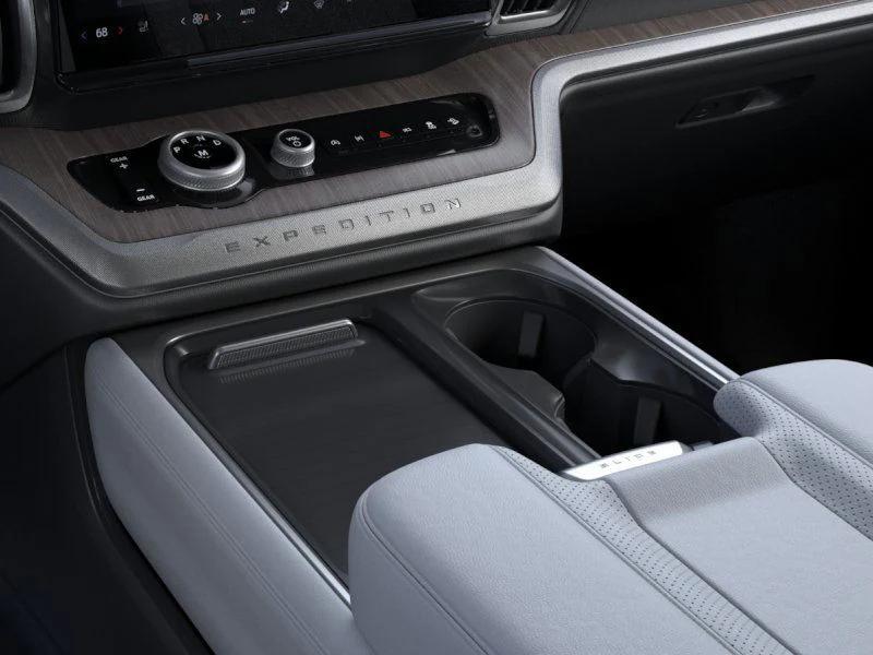 new 2025 Ford Expedition Max car, priced at $94,550