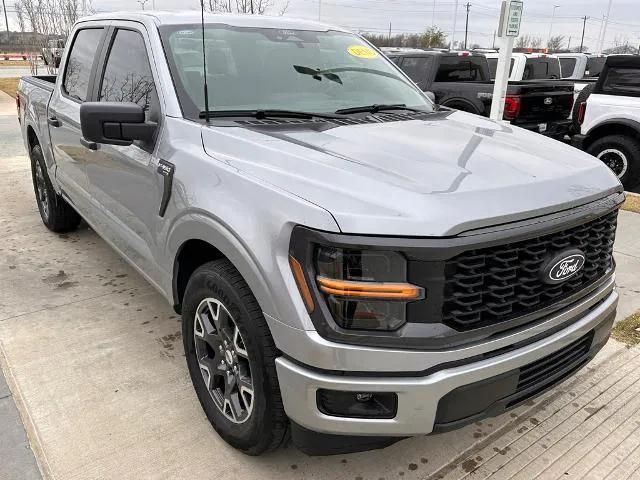 new 2024 Ford F-150 car, priced at $40,390