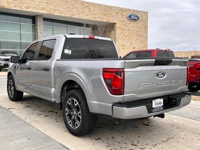 new 2024 Ford F-150 car, priced at $40,390