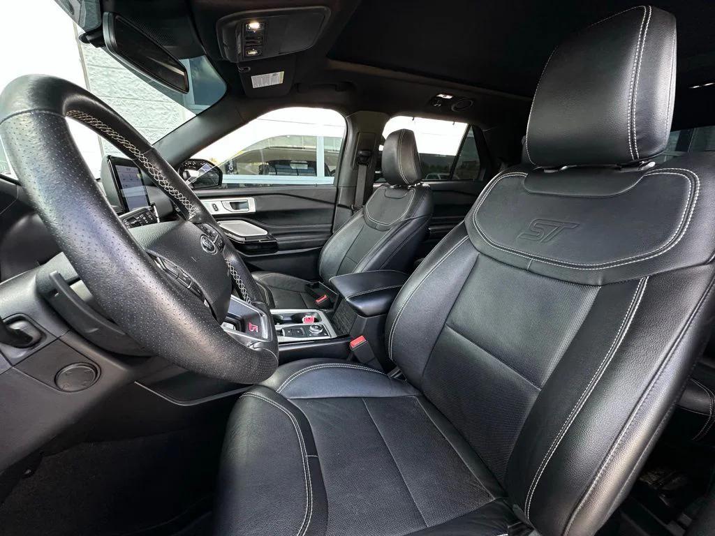 used 2023 Ford Explorer car, priced at $42,954