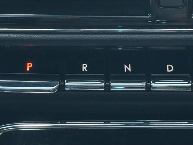 used 2022 Lincoln Navigator car, priced at $44,990