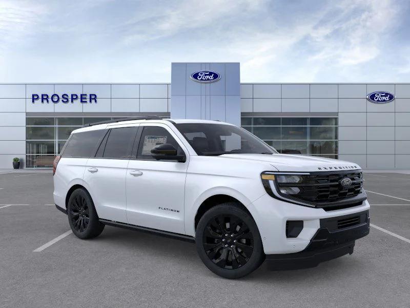 new 2025 Ford Expedition car, priced at $80,030