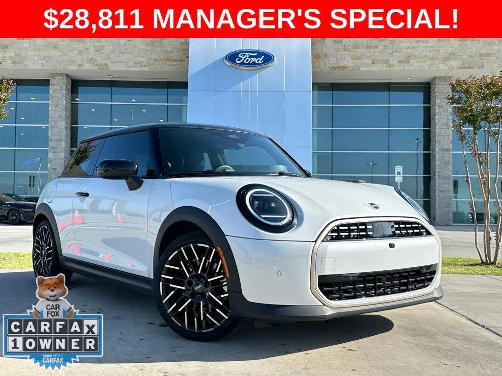 used 2025 MINI Hardtop car, priced at $28,811