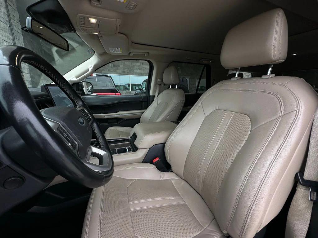 used 2023 Ford Expedition car, priced at $36,908