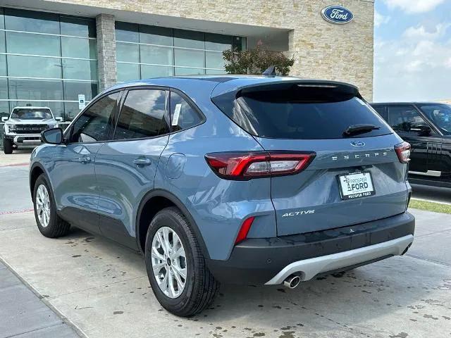 new 2025 Ford Escape car, priced at $29,632