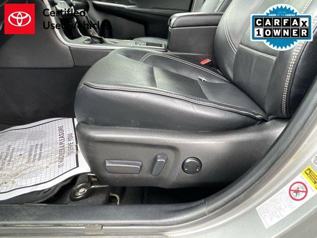 used 2015 Toyota Camry Hybrid car, priced at $17,500