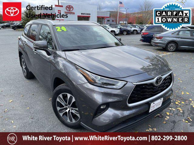 used 2024 Toyota Highlander car, priced at $43,000