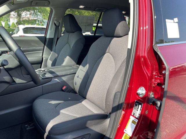 new 2025 Toyota Highlander car, priced at $45,868
