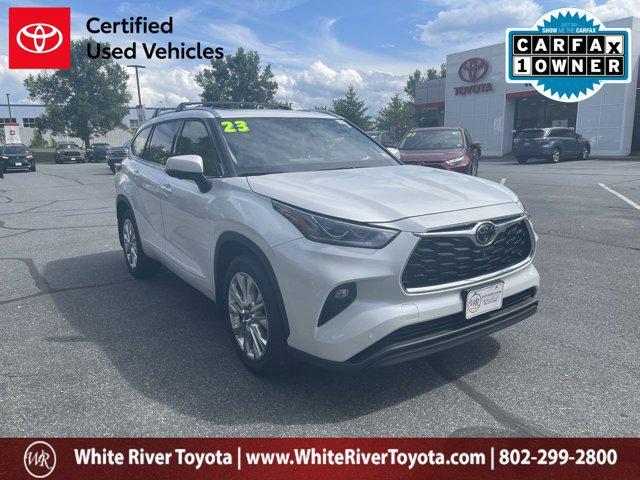 used 2023 Toyota Highlander car, priced at $43,000