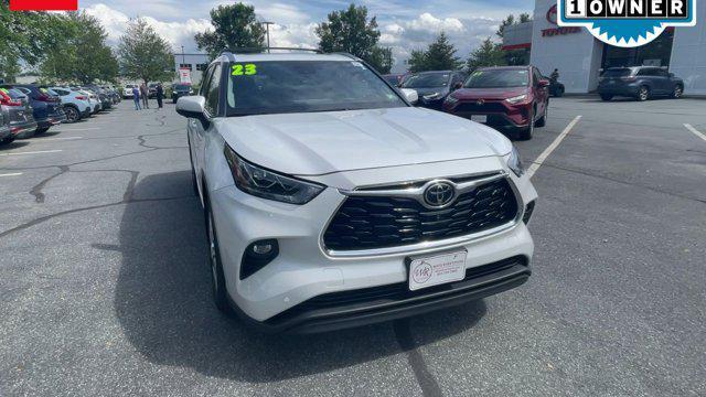 used 2023 Toyota Highlander car, priced at $43,000