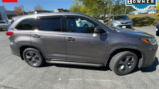 used 2019 Toyota Highlander car, priced at $28,500