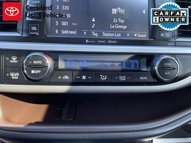 used 2019 Toyota Highlander car, priced at $28,500