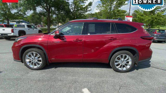 used 2020 Toyota Highlander Hybrid car, priced at $33,500