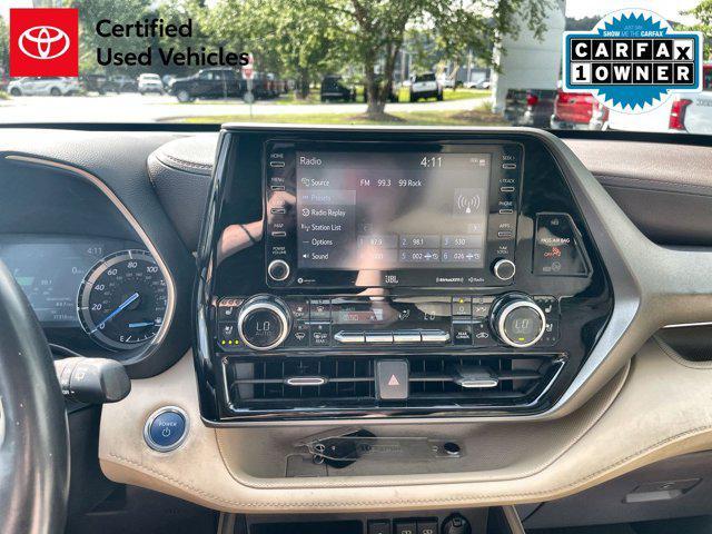 used 2020 Toyota Highlander Hybrid car, priced at $33,500