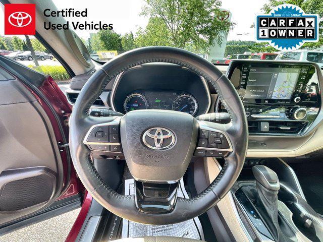 used 2020 Toyota Highlander Hybrid car, priced at $33,500